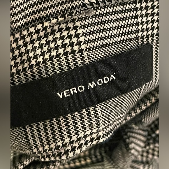 NWOT Vero Moda - Cantagallo | Belted High-Waisted Plaid Paper bag Style Skirt - Picture 4 of 4
